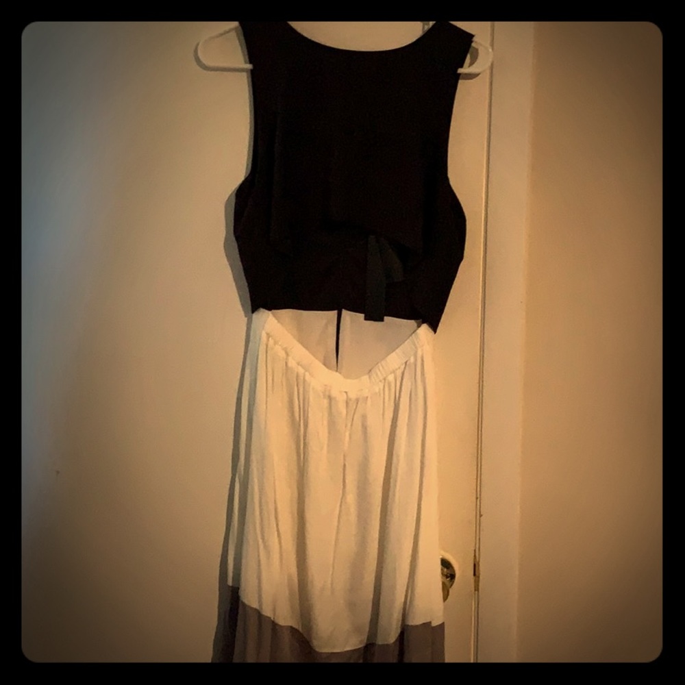 Women’s dress